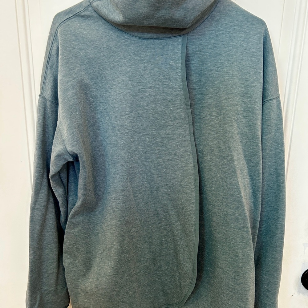 Nike Women's Maternity Reversible Pullover